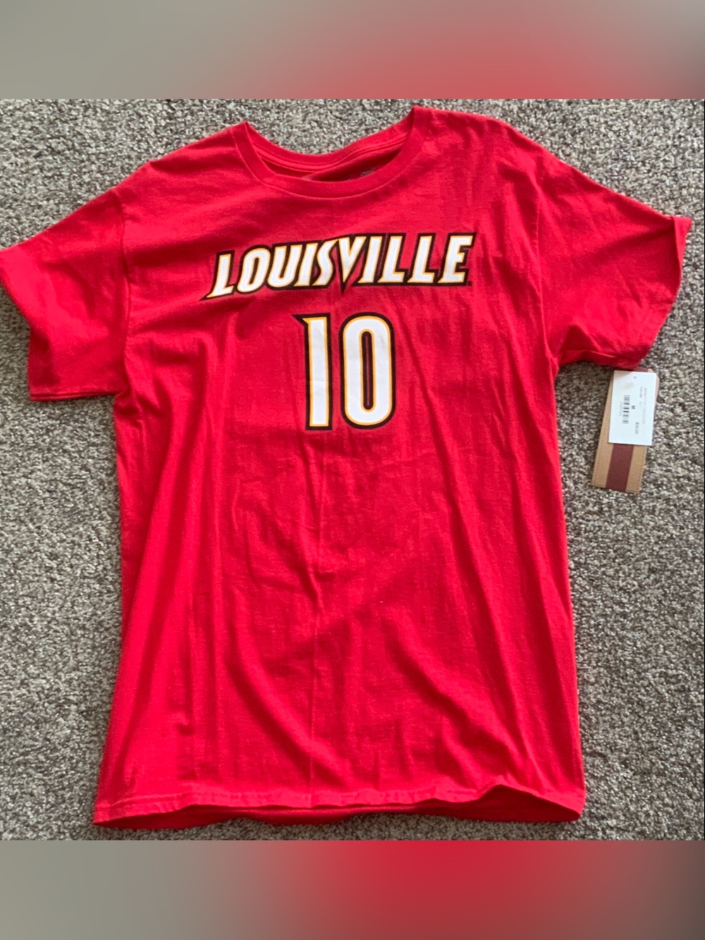 NWT- Red Hailey Van Lith Louisville UofL Cardinals Short Sleeve T-shirt Medium